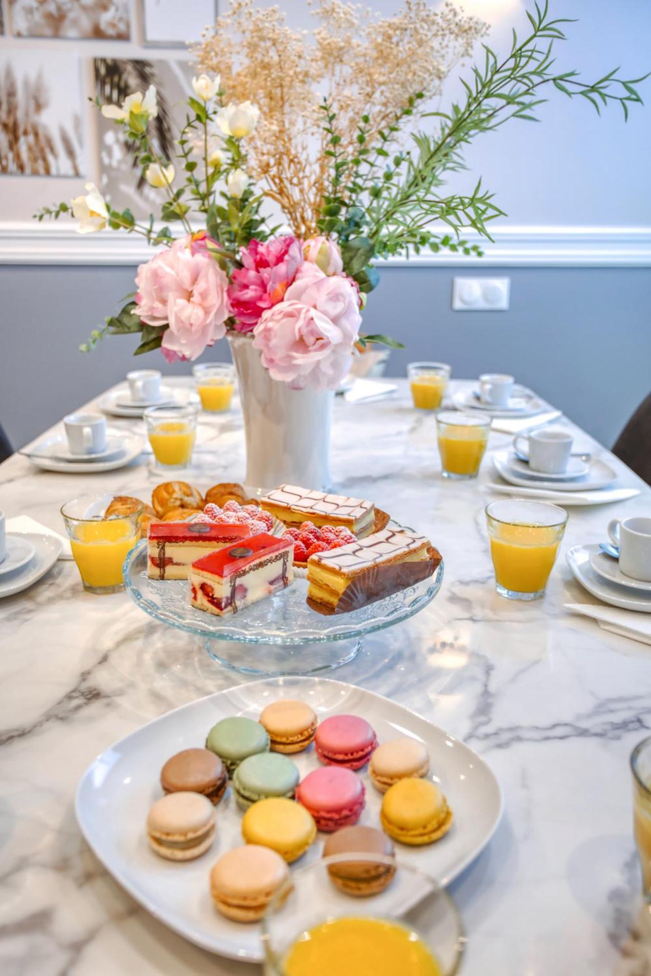 Elegant Triplex In Paris - Ideal For 10 - Aircon المظهر الخارجي الصورة