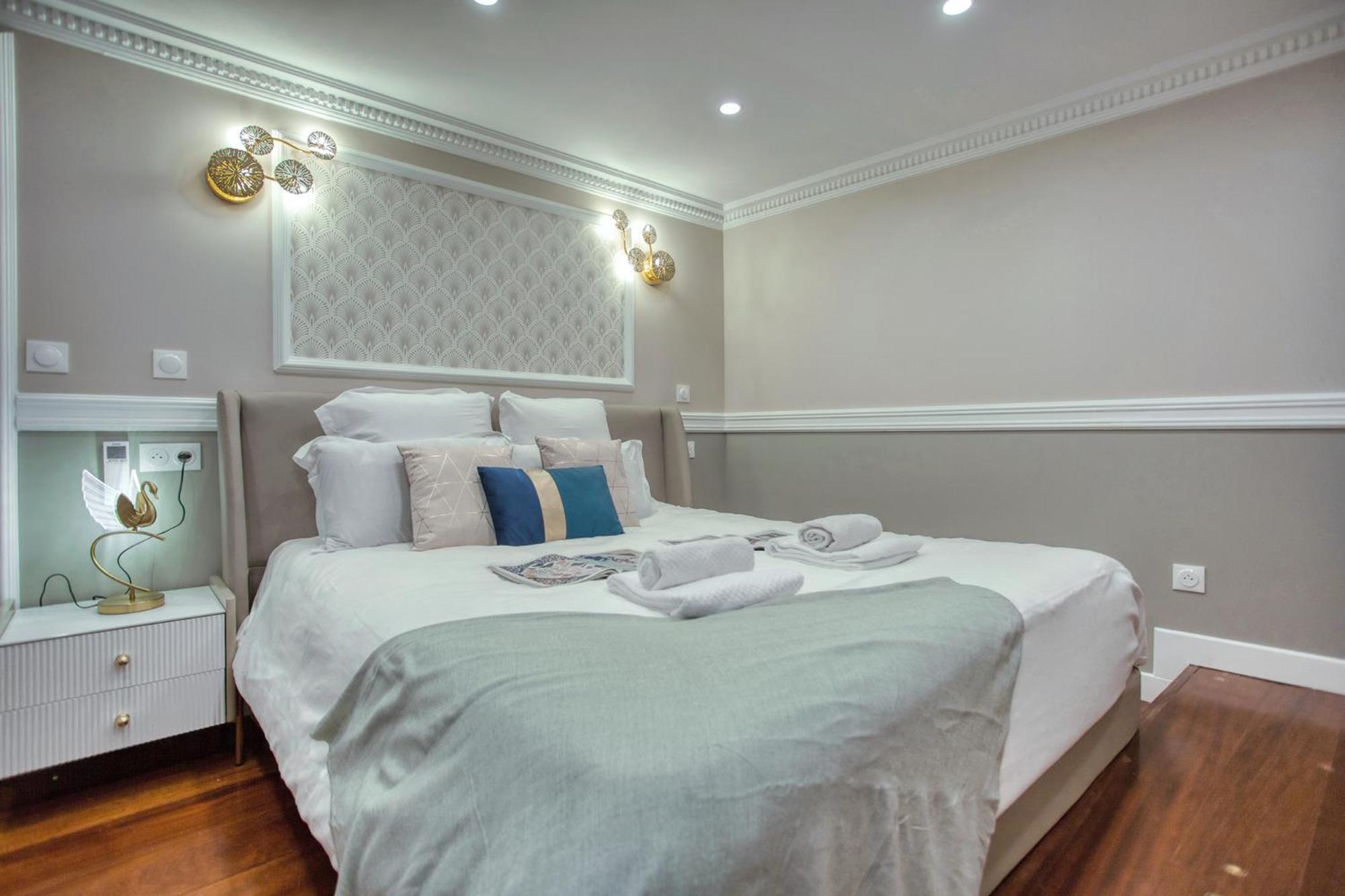 Elegant Triplex In Paris - Ideal For 10 - Aircon المظهر الخارجي الصورة