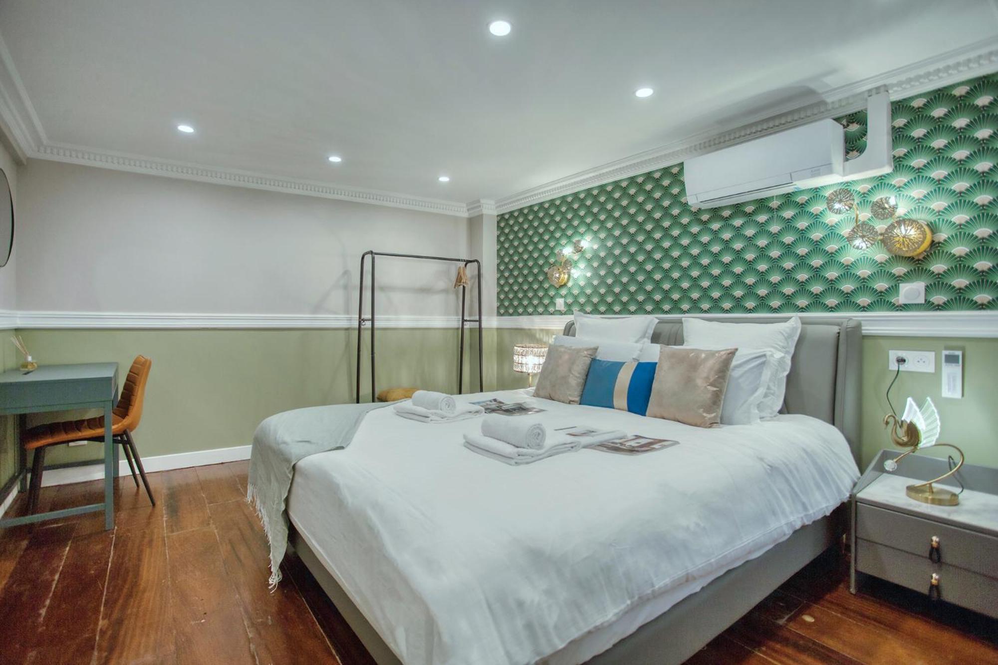Elegant Triplex In Paris - Ideal For 10 - Aircon المظهر الخارجي الصورة