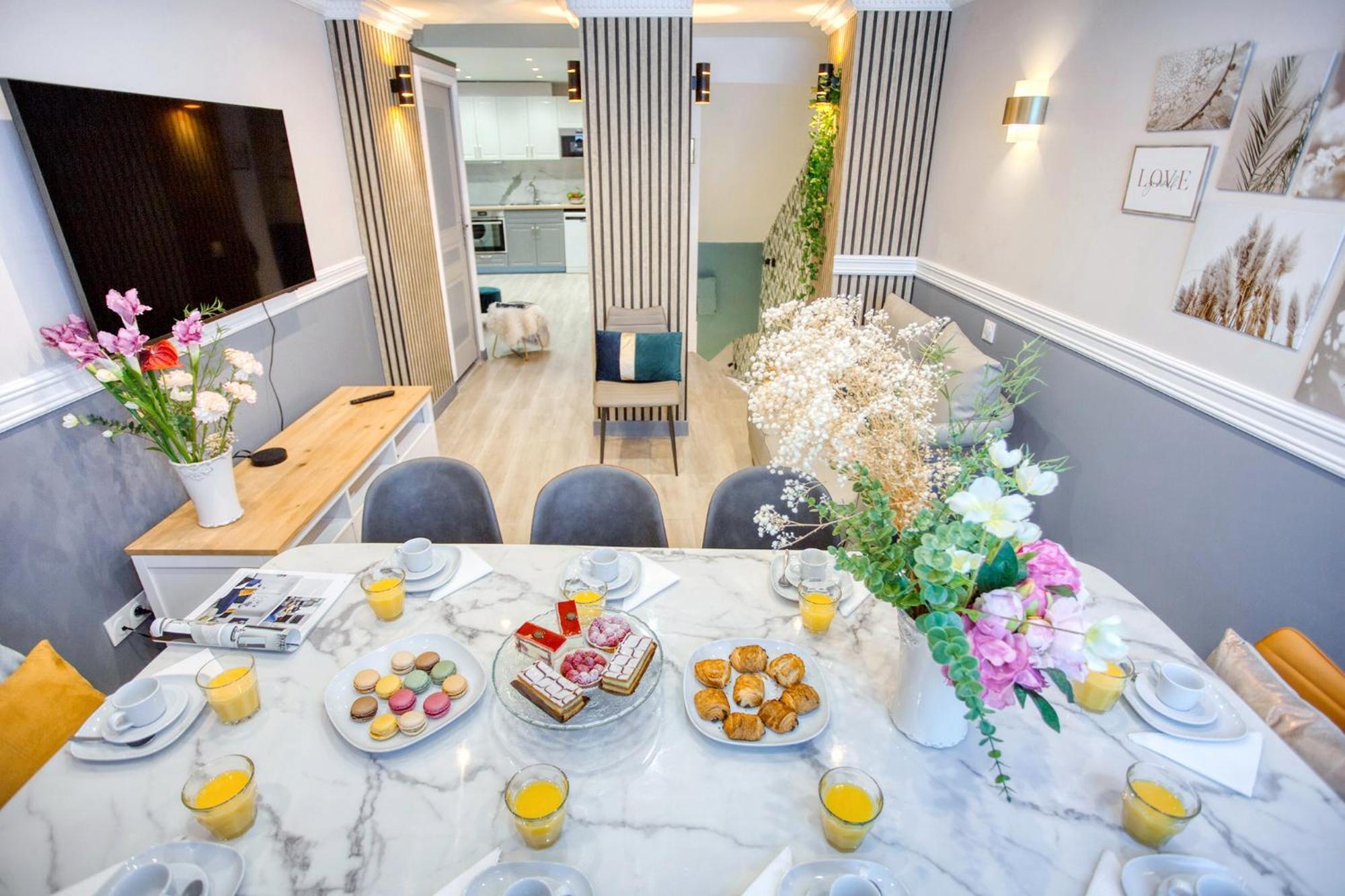 Elegant Triplex In Paris - Ideal For 10 - Aircon المظهر الخارجي الصورة
